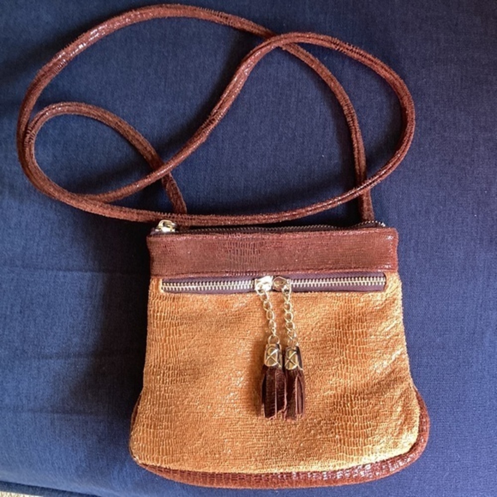 GG Boss genuine USA two toned leather long strapped purse